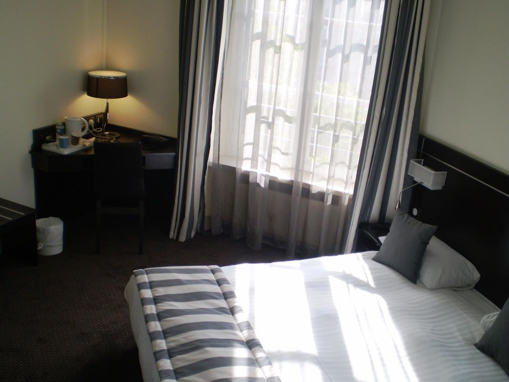Kyriad Paris 10 - Gare De L'Est Chambre photo